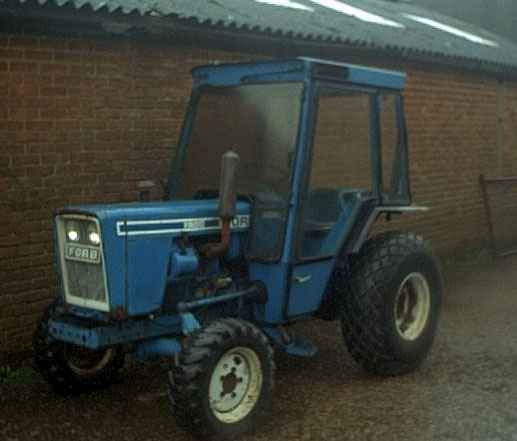 /photos/Ford 1900 4.jpg